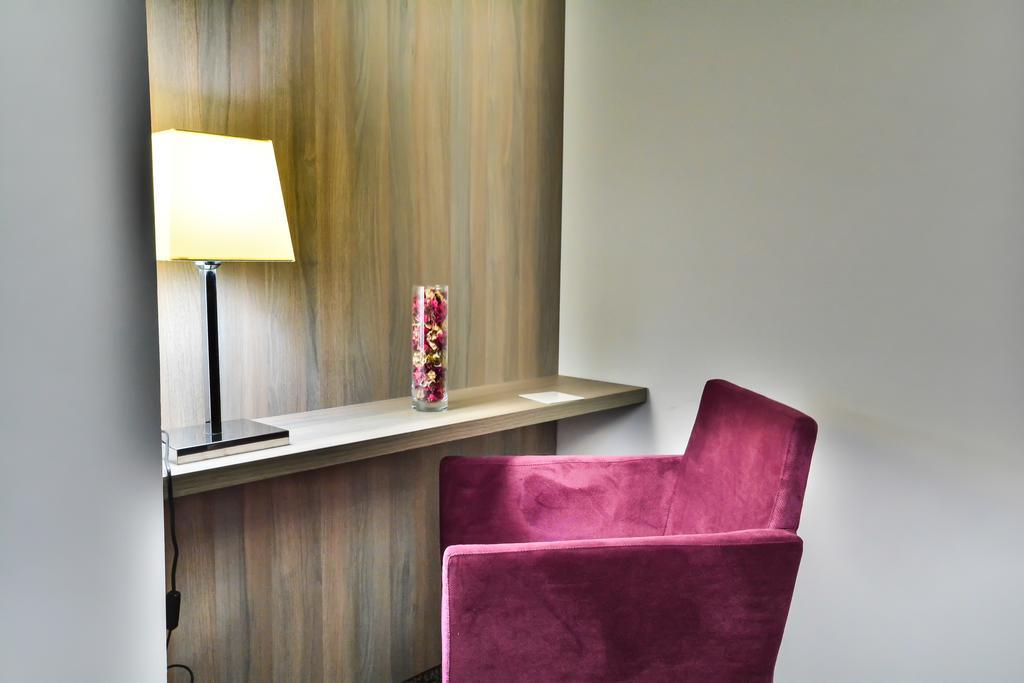 Hotel Europeca كرايوفا المظهر الخارجي الصورة