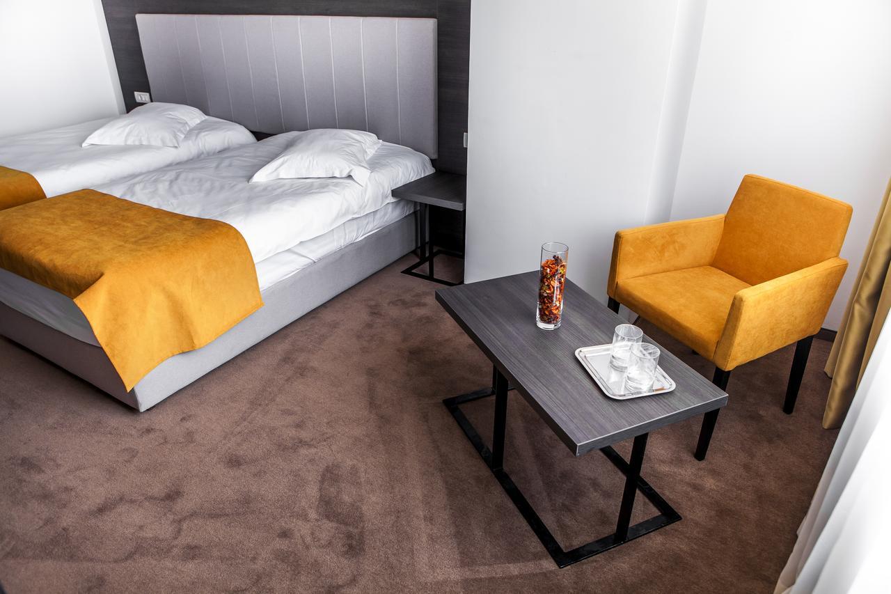 Hotel Europeca كرايوفا المظهر الخارجي الصورة