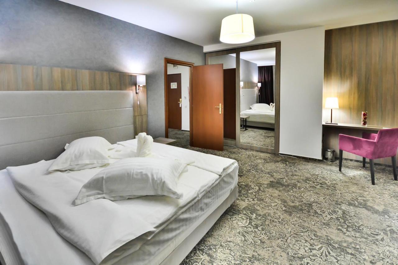 Hotel Europeca كرايوفا المظهر الخارجي الصورة