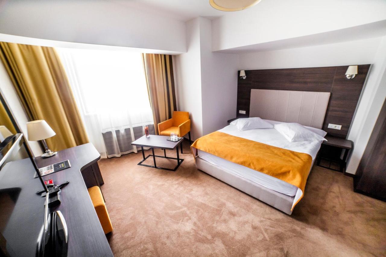 Hotel Europeca كرايوفا المظهر الخارجي الصورة